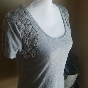 Ann Taylor Tee Size M